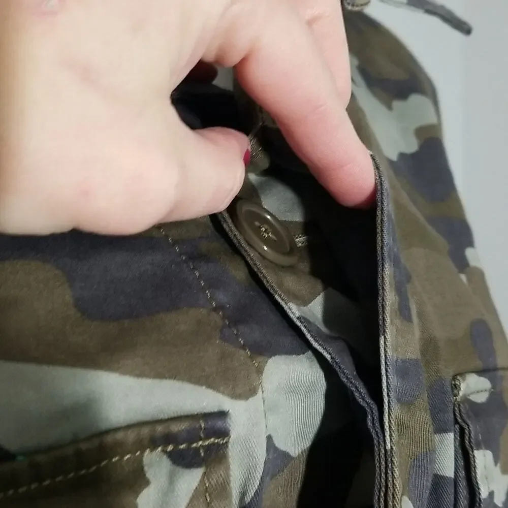 Express Camo Cropped Jacket Women's XS/S NWT Military Green Full Zip